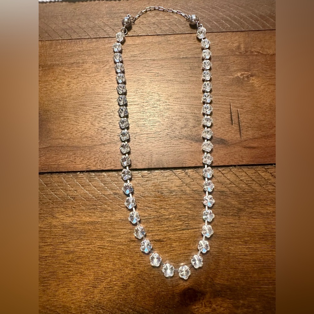 By Alexa Rae Spring Flower Necklace and Bracelet Set - Picture 3 of 5